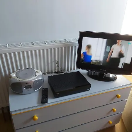 Nouvel Tres Confortable Avec Cuisine Et Frigo * Anhée