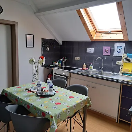 Nouvel Tres Confortable Avec Cuisine Et Frigo * Anhée
