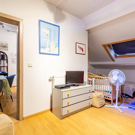 Nouvel Tres Confortable Avec Cuisine Et Frigo Anhée