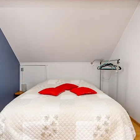 Nouvel Tres Confortable Avec Cuisine Et Frigo