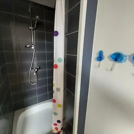 Nouvel Tres Confortable Avec Cuisine Et Frigo * Anhée