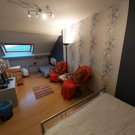 Lägenhet Nouvel Tres Confortable Avec Cuisine Et Frigo